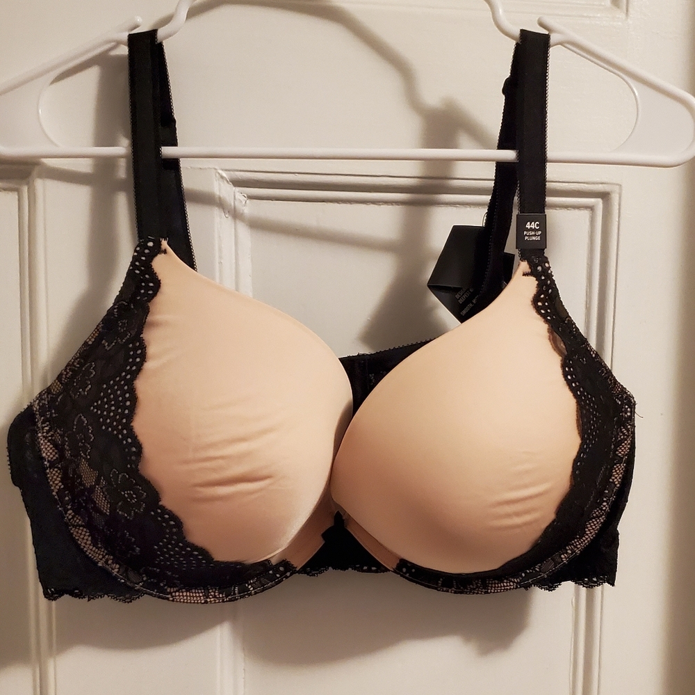 Torrid push-up, Plunge style bra, 44c